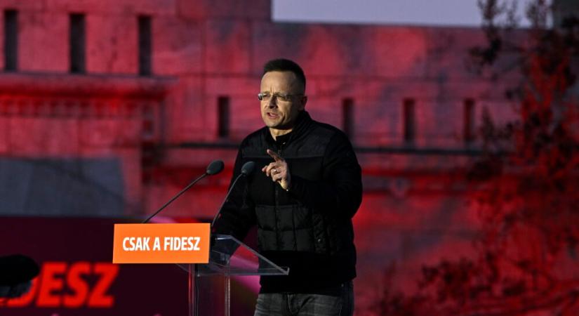 Fidesz: Szijjártó Péter munkájának költségei az európai sztenderdeknek megfelelő