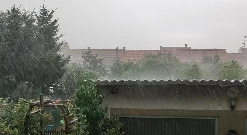 Jégesős viharral érkezett a lehűlés a nyugati országrészbe – videó