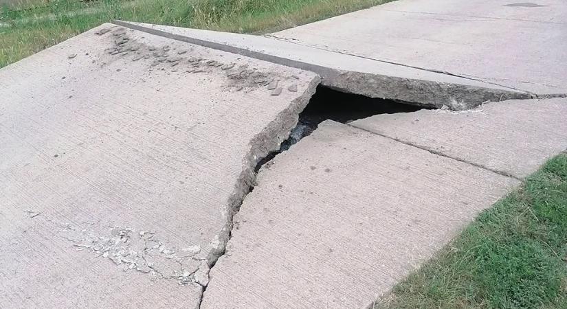 Megnyílt a föld az alföldi településen