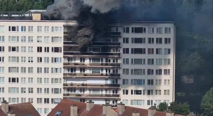 A földszinten volt a baj, a nyolcadikon keletkezett a tűz, többen meghaltak