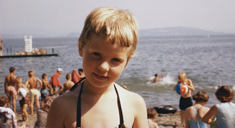 „Mindig is haragudtam a szüleimre, amiért egész gyerekkoromban fiús frizurát kellett hordanom”