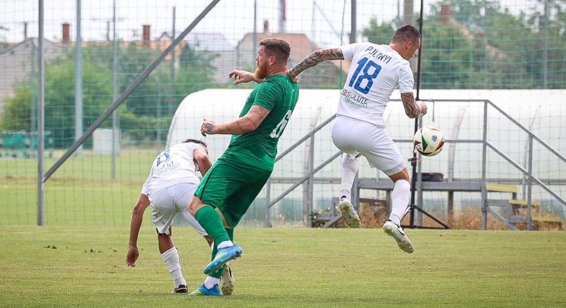 Mégsem távozott Paksról? Ádám Martin az NB III-as csapatban lépett pályára