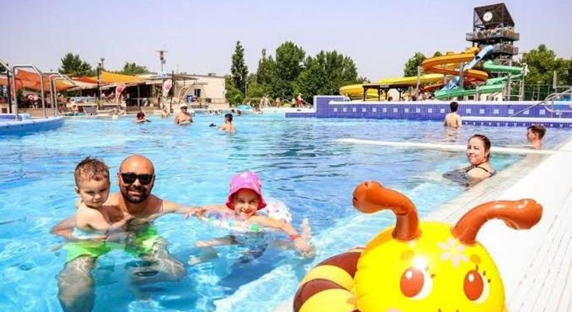 Rászoruló gyerekek strandolhatnak ingyen Szekszárdon