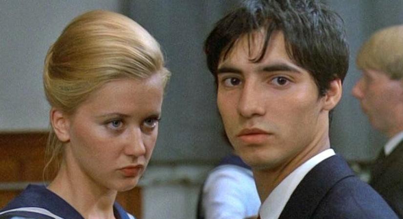 45 éve készült a Cha-cha-cha – Rudolf Péter és Eszenyi Enikő így nézett ki első, közös filmjükben (Videó!)