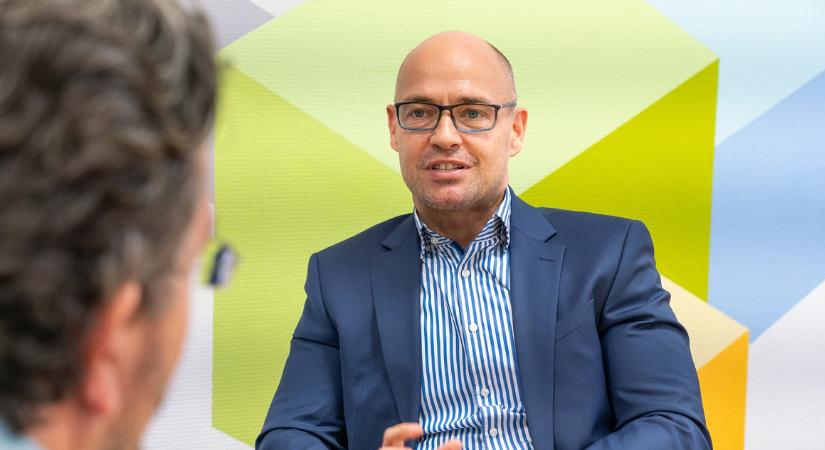 „Sziget” a gyártásban: MVÜK Ipari Klub, ahol a szakmai párbeszédből üzlet lesz – interjú Tóth Gáborral