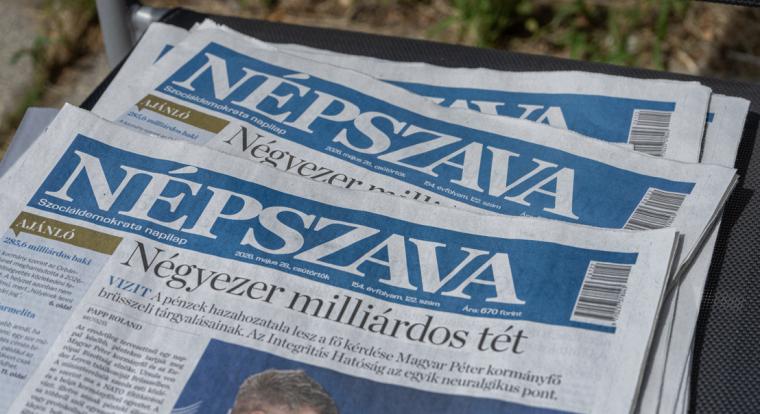 Leépítés indul a Népszavánál, de a lap szerint ez még nem a vég