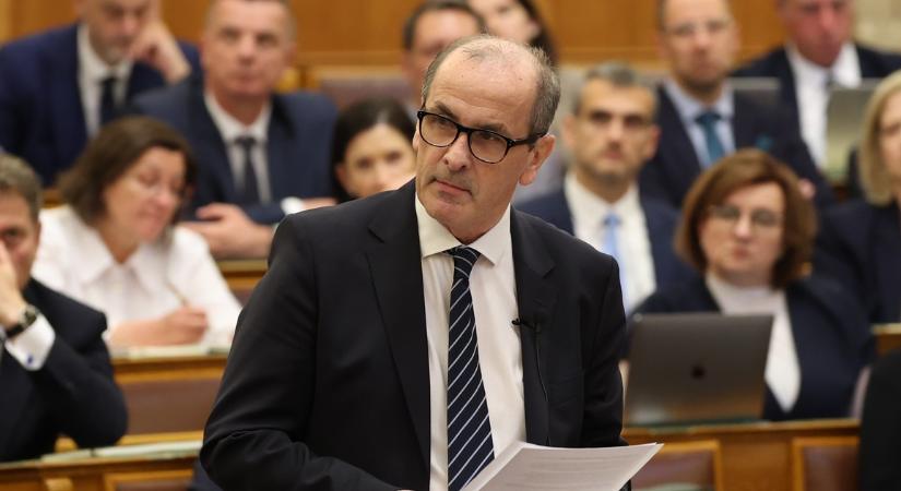 Hegedűs Zsolt lépett: megváltozik a kórházi kamerák használata, az arcfelismerő szoftvereket kikapcsolják