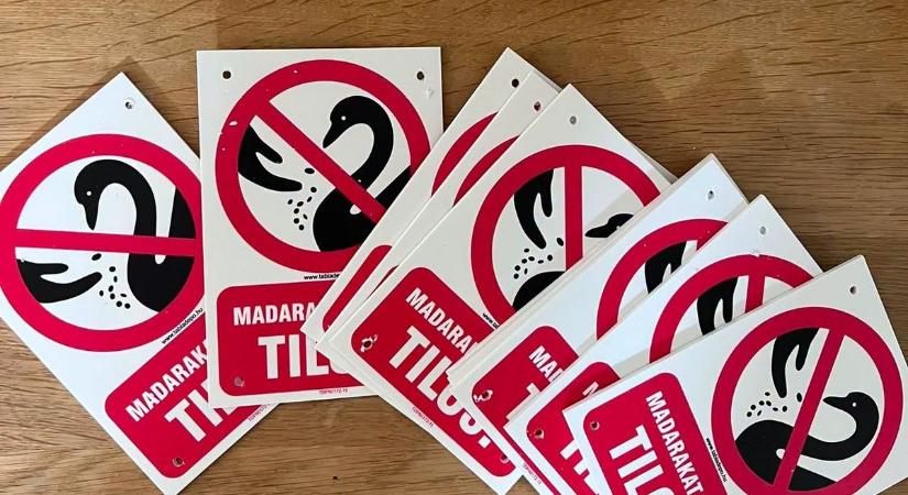 A Balaton partján is változás jön: táblák kérik majd, hogy ezt ne tedd