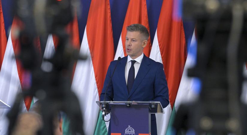 Jönnek a részletek a 100 ezres iskolatámogatásról és a debreceni akkugyárról