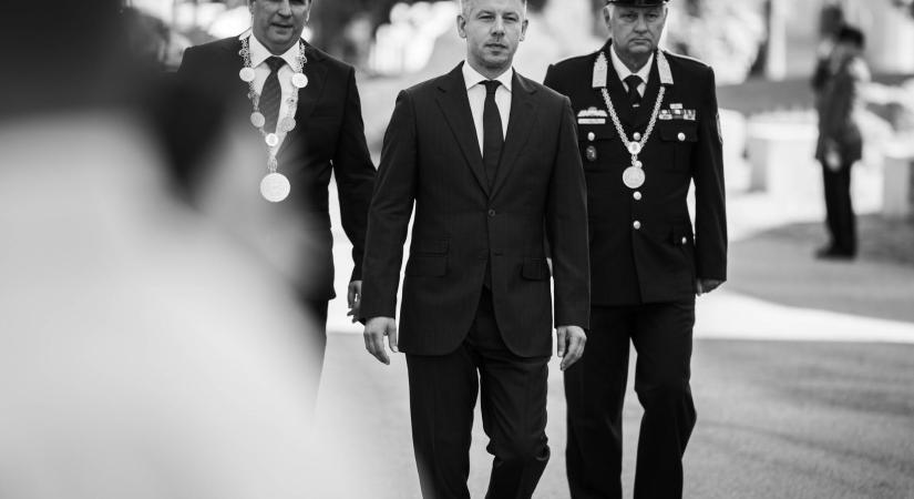 Magyar Péter felmentette a Rogán-féle titkosszolgálat vezetőjét