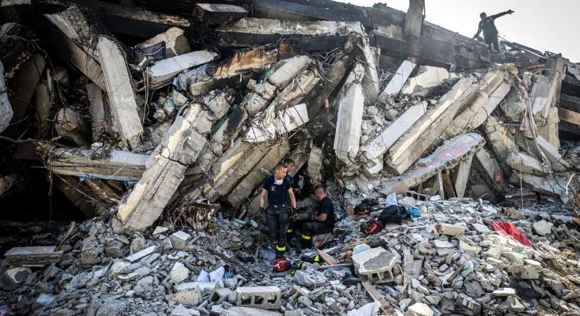 Nyolc nappal a földrengés után egy őrbódé alól húztak ki egy túlélőt Venezuelában