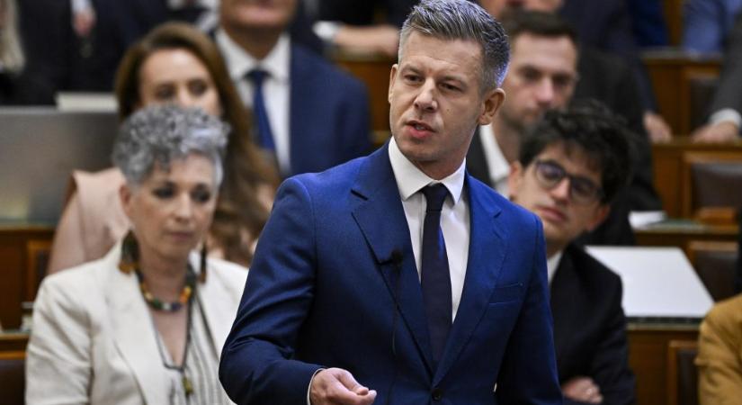 Magyar Péter bejelentette, kik lesznek jogosultak a 100 ezer forintos iskolakezdési támogatásra