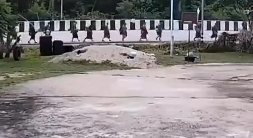 Szerzetesek közé hajtott egy 11 éves fiú egy teherautóval – megrázó videó
