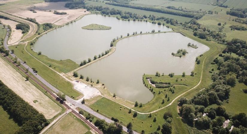 Veszélyes lehet a vasi kutyastrand? Figyelmeztetést adott ki a vízügy
