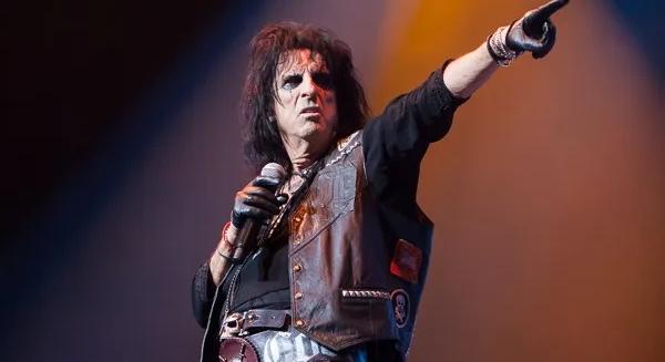 Ma 35 éves Alice Cooper 'Hey Stoopid' albuma (lemezismertető)