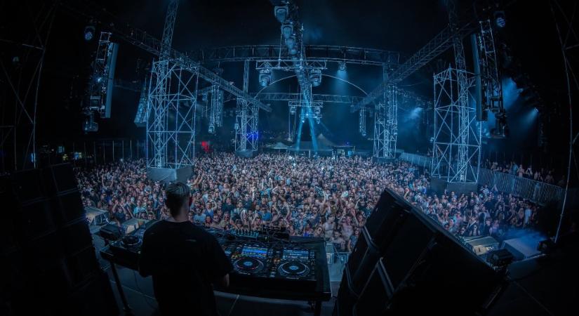 Divatbemutatók és világsztár DJ-k várják a közönséget a B My Lake-en