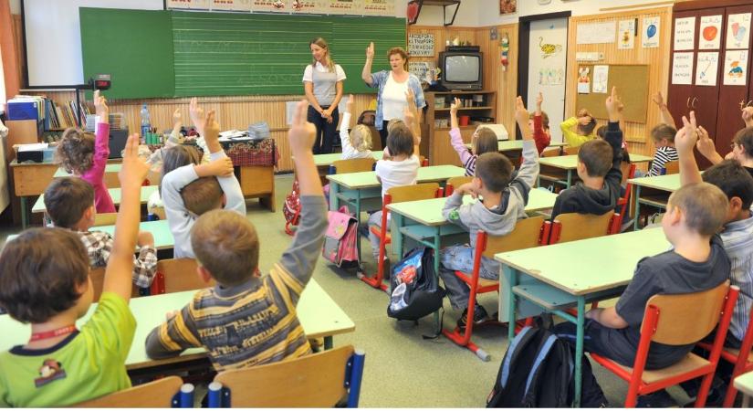 Augusztus végéig kiutalják az iskolakezdési támogatás első részletét