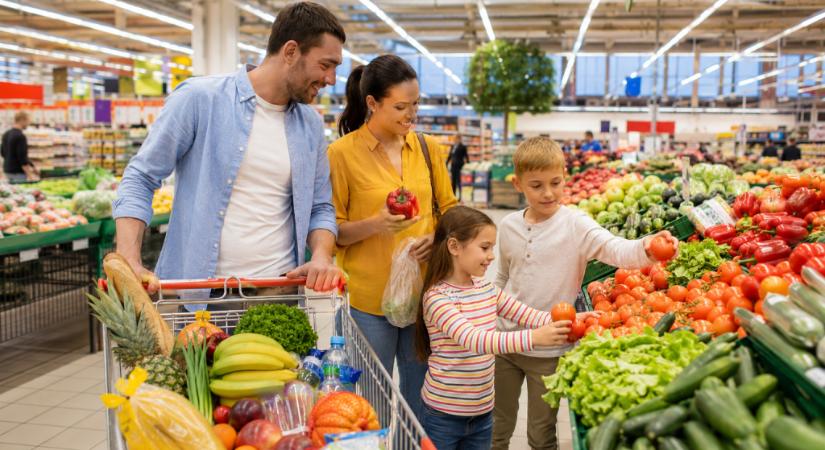Óriási engedményekkel indítja a júliust az Auchan: ezekre a termékekre érdemes most lecsapni