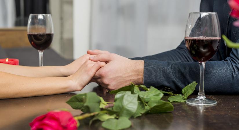 A csaló társkeresőn hálózta be a nőket, van, akitől 49 milliót csalt ki