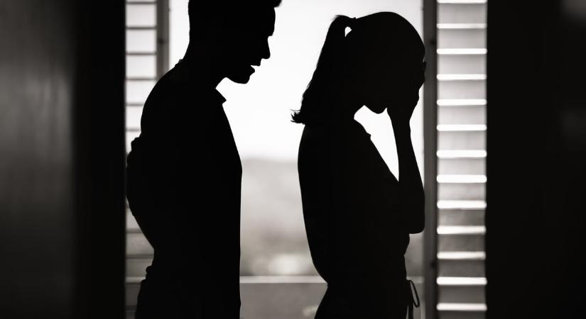 Ki lép félre könnyebben? Így változtak a férfiak és a nők megcsalási szokásai az elmúlt években