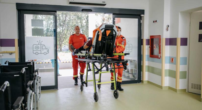 Aranyat ért a gyorsaság: nemzetközi díjat nyert a sepsiszentgyörgyi kórház stroke-ellátása
