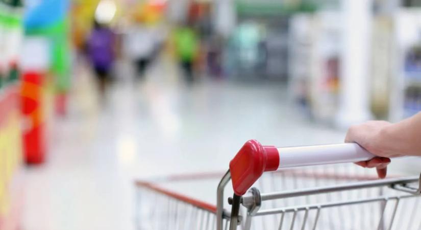 A CBA meglépte azt, amit eddig csak külföldön láttunk – ezért rohamozzák most a fiatalok ezeket a boltokat