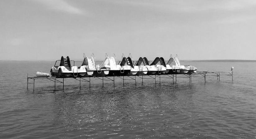 Tovább gyűrűzik a Balatonba fulladt kaposvári férfi ügye: a hozzátartozók a közösségi médiában keresik választ