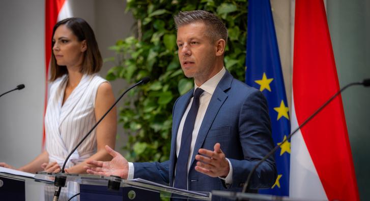„A 80-as évek végén nagyobb szabadság volt a közmédiában, mint az Orbán-kormány utolsó éveiben”