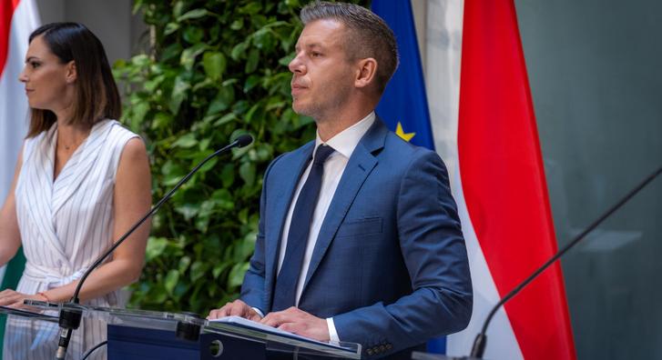 Így néz ki a 100 ezer forintos iskolakezdési támogatás