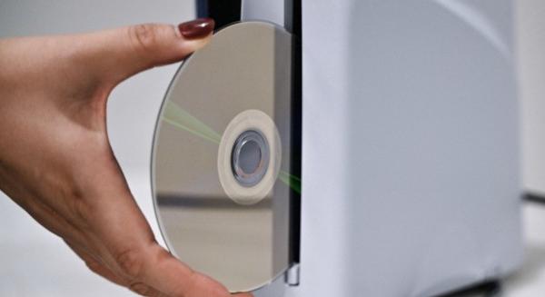 Még a stúdiók is kiakadtak azon, hogy a Sony kinyírja a lemezes játékokat