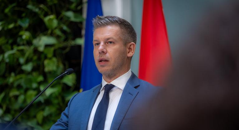 A két postás halála után Magyar Péter azonnal vizsgálatot rendelt el