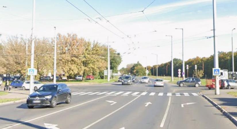 Autók ütköztek a Kassai úton