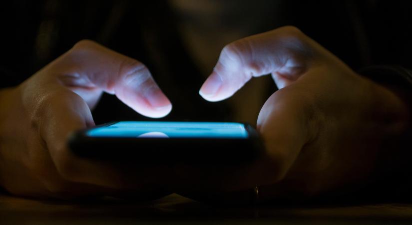 Új korszak a magyar kormány Facebook-oldalán: feloldják a korábbi tiltásokat