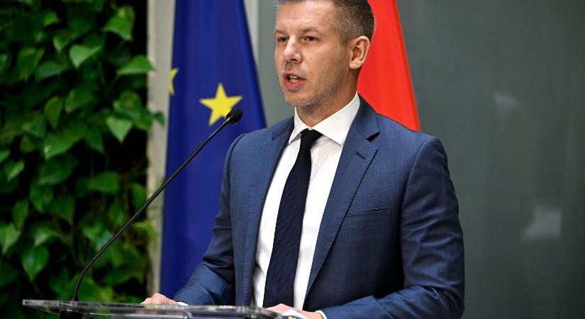 Magyar Péter: Áder János szavai hiteltelenek, nevetségesek és senkit sem érdekelnek