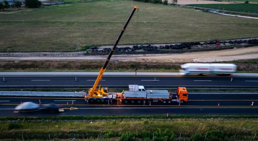 Lezárják az M1-es egyik győri lehajtóját, egy hétig terelésre kell számítani