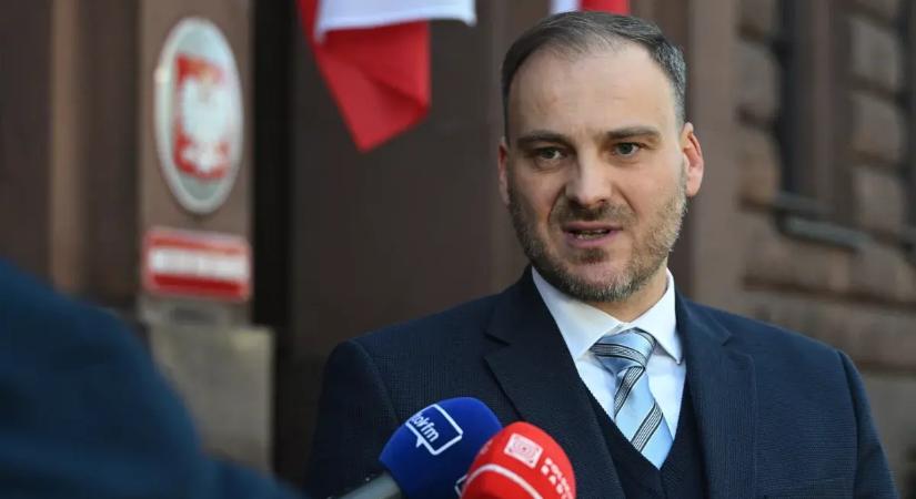 Lengyel külügyi szóvivő: az ukrán nemzeti panteonban ne szerepeljenek a lengyeleken elkövetett tömeggyilkosságok felelősei