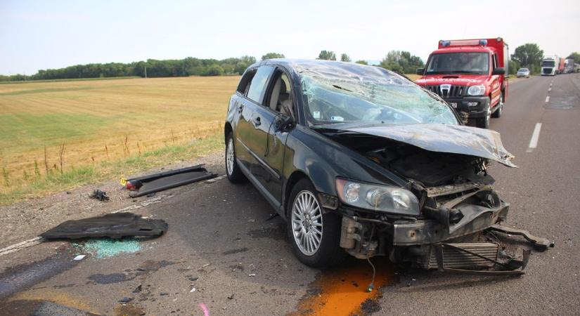 Eddig nem látott fotók a 3-as főúton történt halálos baleset helyszínéről