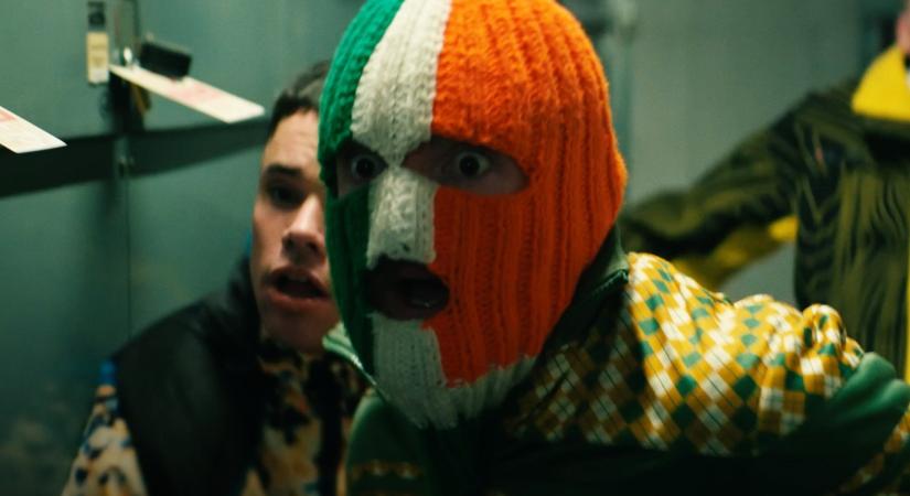 Colin Farrelltől Domhnall Gleesonig igazi sztárparádét szedett össze a Kneecap rendezője a következő thrillerjéhez