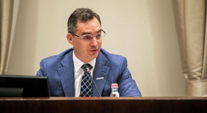Semcorp: Nem volt titkos információ, Papp László visszautasítja Magyar Péter súlyos vádjait