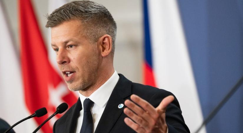 Mégis fizet hathavi juttatást a kormány az előző kabinet államtitkárainak