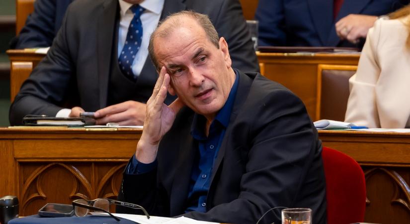 Nagy feladat vár Hegedűs Zsoltra: szűkös határidőt kapott a várólisták csökkentésére