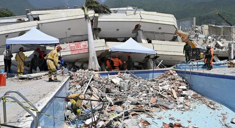 Hihetetlen: nyolc nappal a venezuelai földrengés után élve mentettek ki egy férfit a romok alól