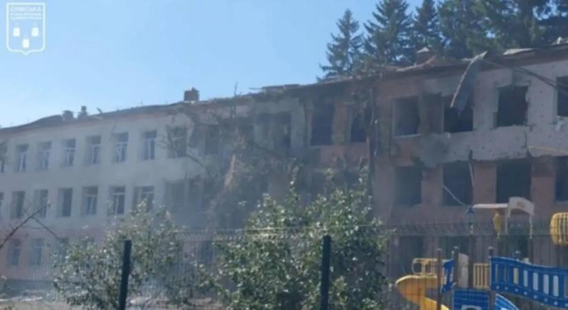 Az oroszok eltaláltak egy iskolát, legalább tizenegyen megsérültek, köztük több gyerek