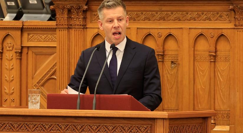 Papp László visszaszólt Magyar Péternek, egyre élesebb a vita az akkumulátorgyárak körül