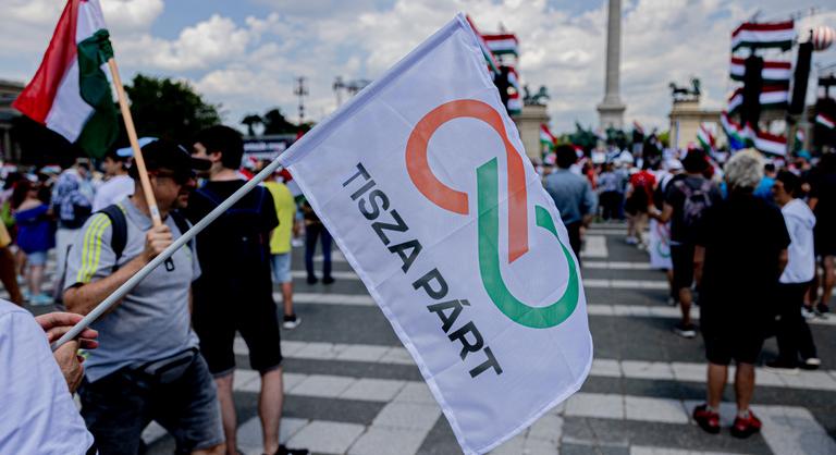 21 kutatóközpont: beálltak a frontvonalak a Tisza és a Fidesz-KDNP között