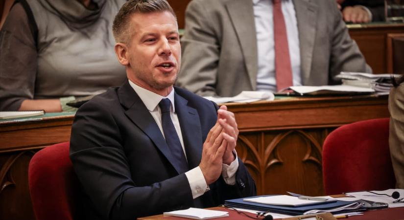 Óriási Tisza-fölényt mér a 21 Kutatóközpont is, a Fidesz-tábor zuhanása megállt