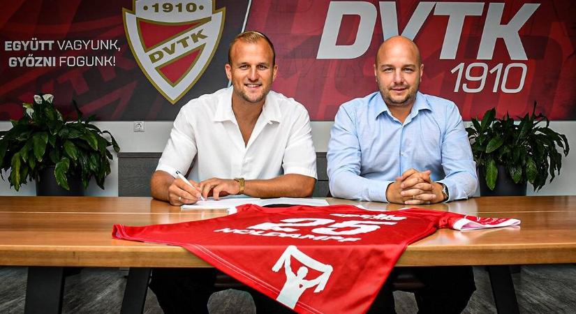 „Maradok a nehéz időszakban is” – hosszabbított a DVTK alapembere