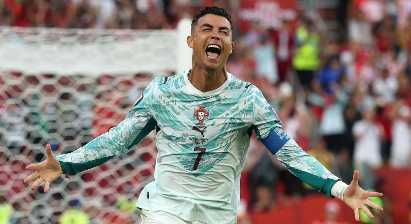Portugál továbbjutás, horvát búcsú