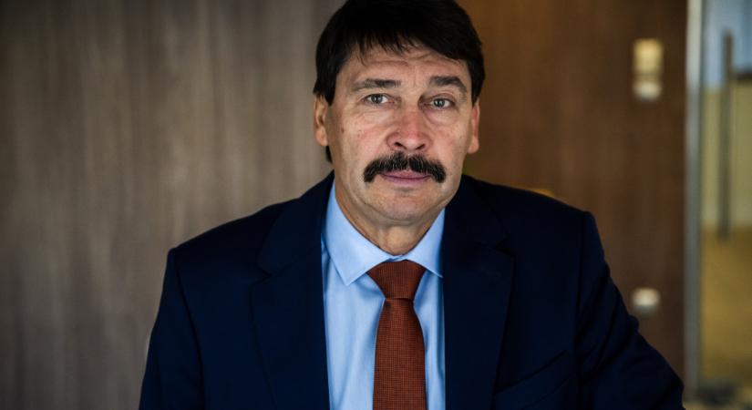 Áder János bocsánatkérést vár