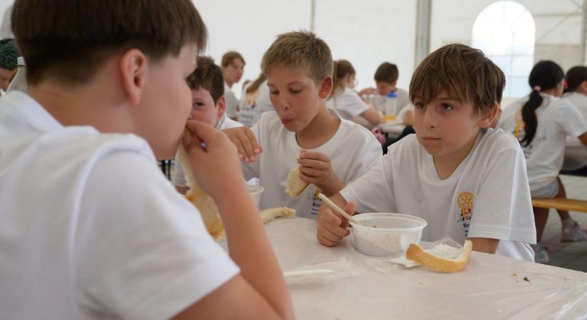 Élménytábort szerveztek rászorulóknak Mórahalmon